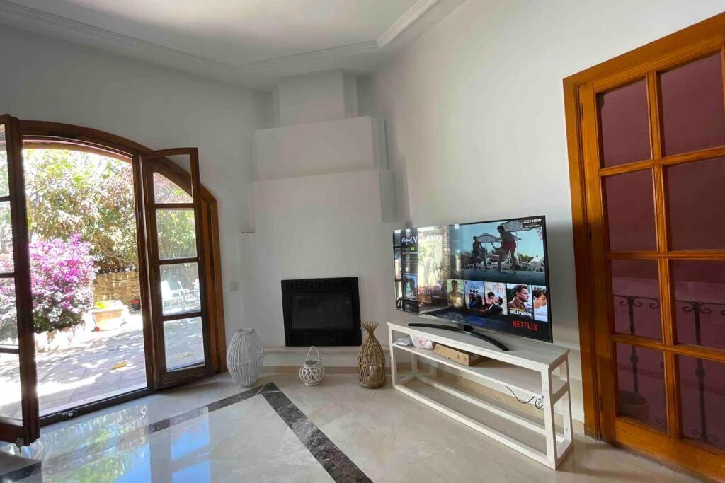 Villa Cana San Roque  Exteriör bild