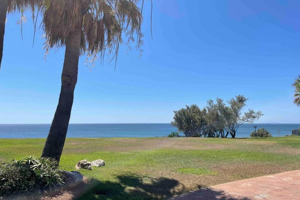 Villa Cana San Roque  Exteriör bild